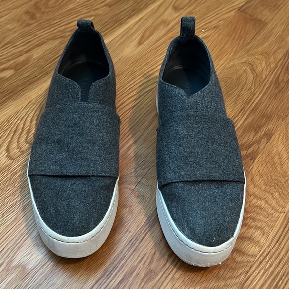 Vince Slip Ons - Picture 5 of 8